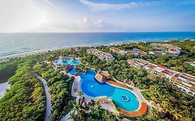 Valentin Imperial Maya Hotel